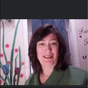 Meet your Posher, Julie